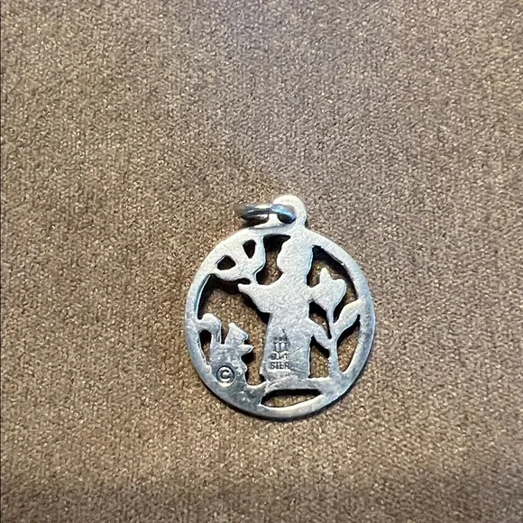 James Avery St Francis of Assisi circle silver charm - Picture 2 of 3